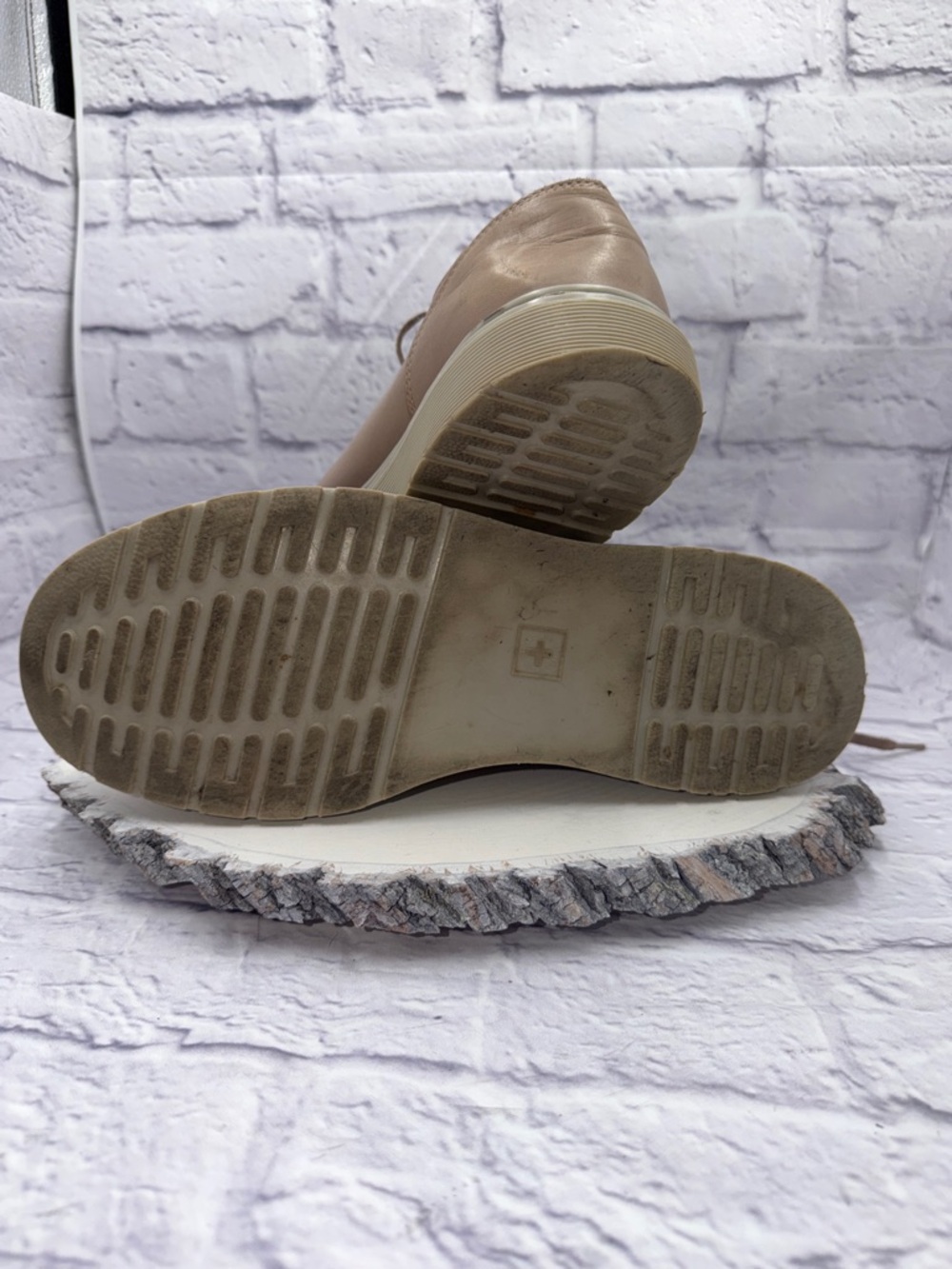 Dr. Martens Airwair Dante Beige Leather Shoes Sneakers Men's US 11 - Picture 10 of 10